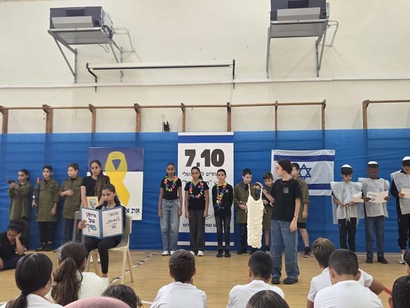 צילום מתוך דף הפייסבוק בית הספר "מעיין" יבנה