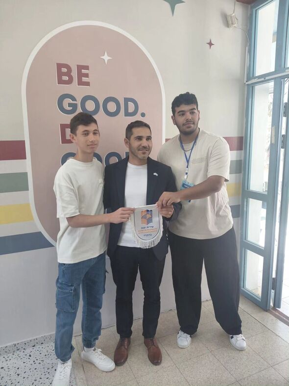צילום מתוך דף הפייסבוק קריית החינוך יצחק נבון