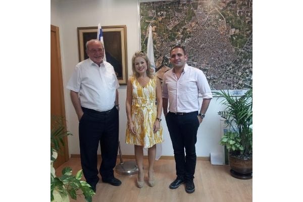 הפגישה שכנראה הובילה לביטול הדוחות לסטודנטים