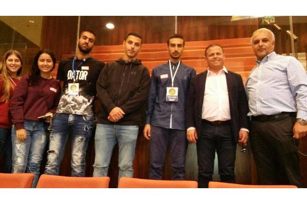 ניצני רוטרי למנהיגות וחברי רוטרי מזכרת בתיה בעת בי