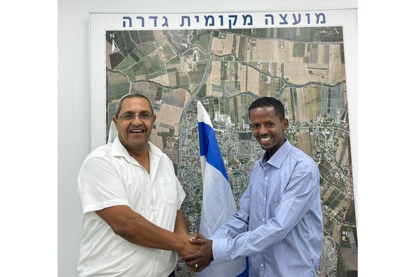 הדף של יקותיאל תנעמי