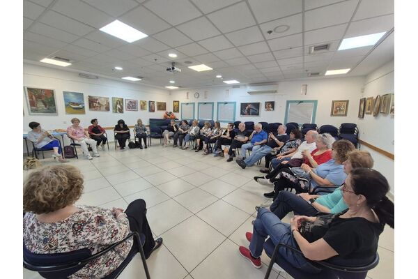 צילום מתוך דף הפייסבוק בית האזרח הוותיק נס ציונה