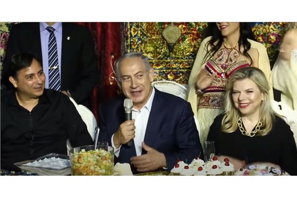 צילום מתוך סרטון המימונה של בנימין נתניהו