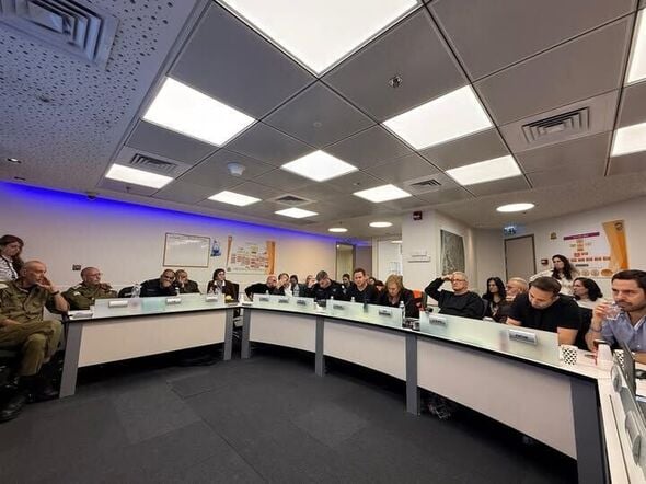 צילום מתוך דף הפייסבוק רז קינסטליך - ראש עיריית ראשון לציון