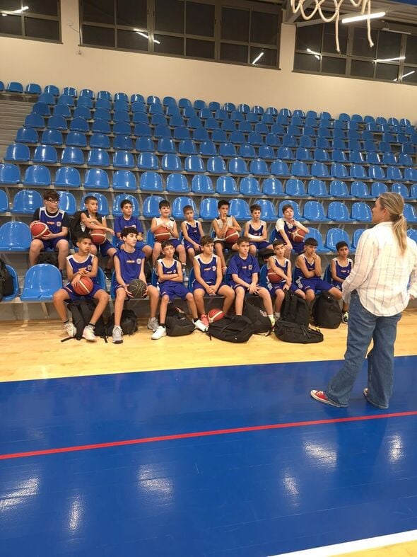 צילום מתוך דף הפייסבוק מכבי רחובות מחלקת הנוער כדורסל