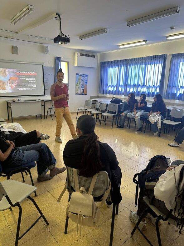 צילום מתוך דף הפייסבוק תיכון דרכא רמון