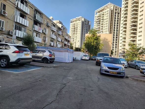 סוכות שהוצבו בשנים קודמות בצורה אסורה