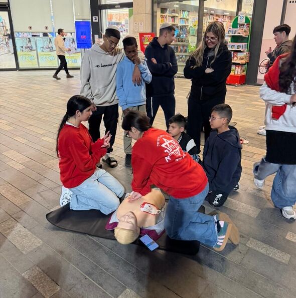 צילום מתוך דף הפייסבוק נוער יבנה