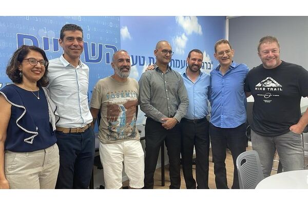 צילום גימנסיה הרצוג למדעים ולאומנויות, חולון