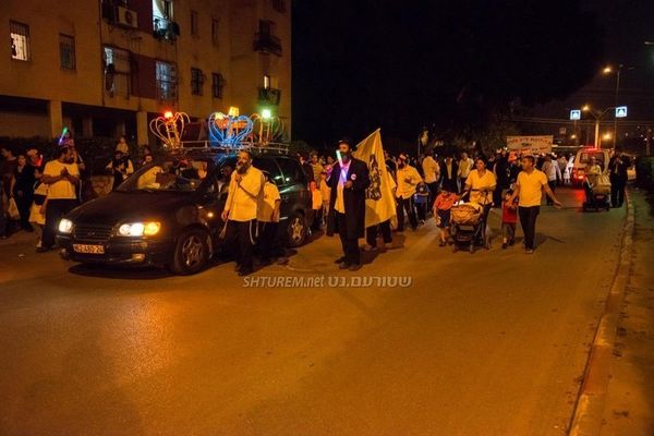 תמונות באדיבות - שטורעם חב\\"ד
