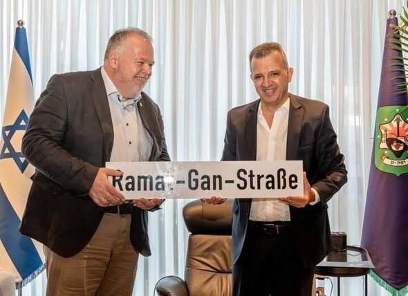 צילום מתוך דף הפייסבוק כרמל שאמה הכהן