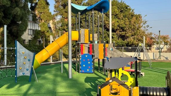 צילום מתוך דף הפייסבוק צביקה ברוט - Tzvika Brot