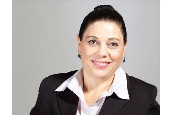 מזל אהרוני - אסטרולוגית