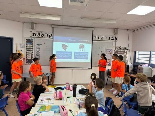 צילום מתוך דף הפייסבוק מחוז תל אביב - משרד החינוך
