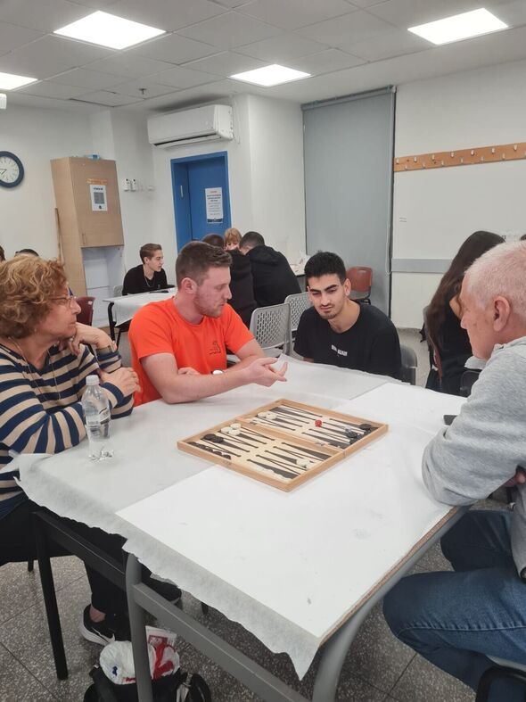 צילום מתוך דף הפייסבוק שש-שנתי יצחק שמיר Shamir High School