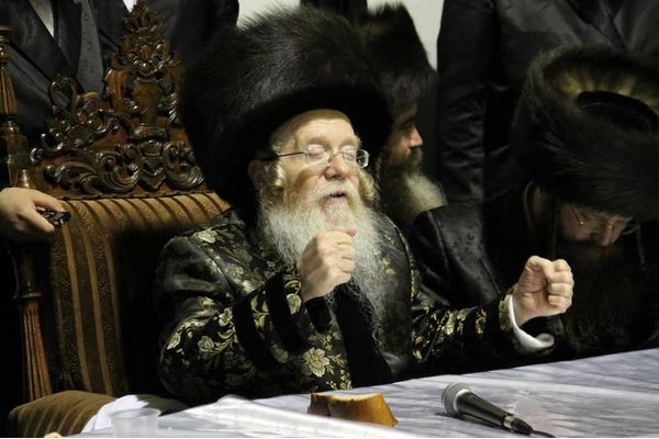 האדמור מקרעטשניף
