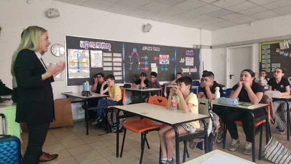 צילום מתוך דף הפייסבוק בית הספר "מעיין" יבנה