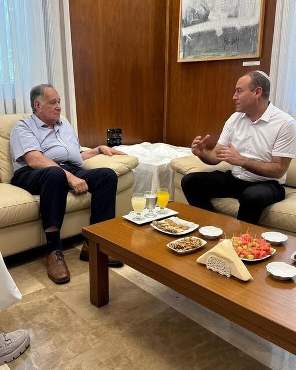 צילום מתוך דף הפייסבוק מתן דיל ראש העיר רחובות