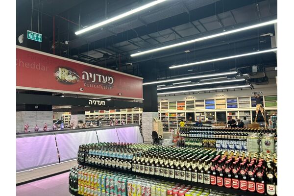 יחצ