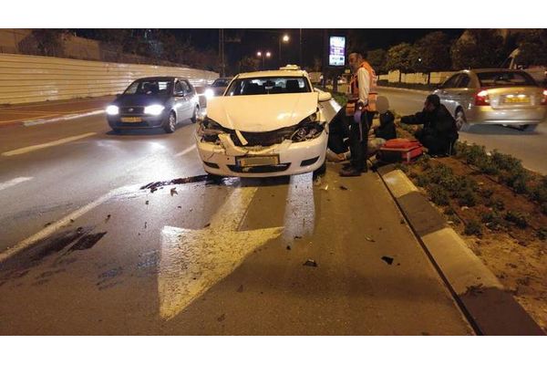 צילום - רן מנוסיס דוברות מדא - תאונה רכב אוטובוס