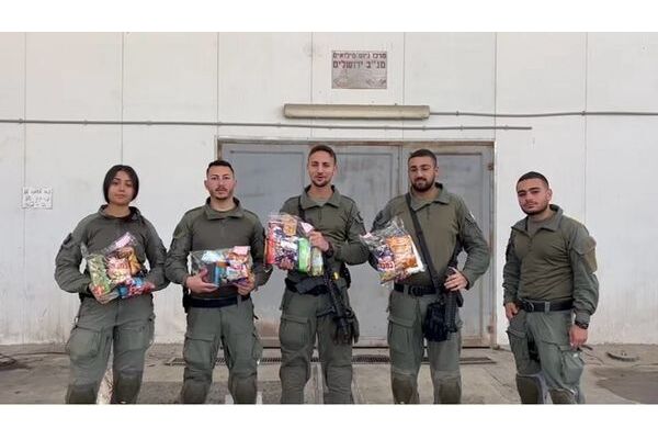 צילוםמקיף י- קריית החינוך השש שנתית ע"ש איינשטיין