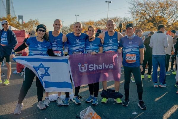צילום מתוך דף הפייסבוק גבי גאון