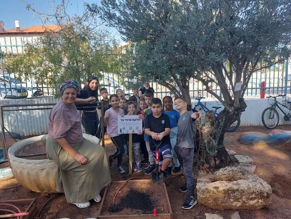 צילום מתוך דף הפייסבוק בית הספר "מעיין" יבנה