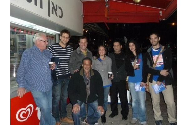 הסיור של איציק שמולי ברחובות