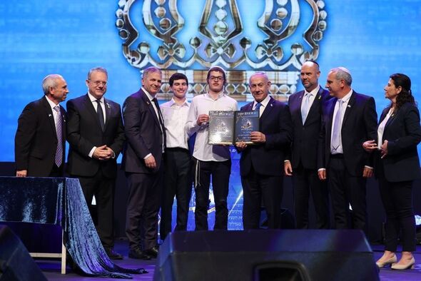 מירי שמעונוביץ, לע"מ