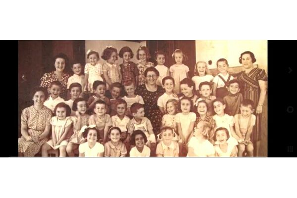 תמונות צילומי מסך מתוך הסרטון