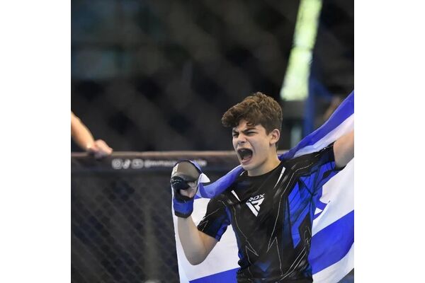 צילום מתוך דף הפייסבוק שש שנתי משה ארנס פ"ת