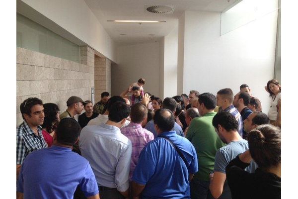 עשרות תושבים בדיון הקודם... מעניין כמה יבואו כעת?