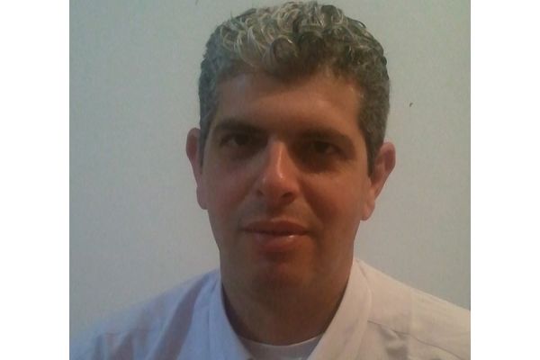 משה מנצו יוזם הקמת ועד הפעולה