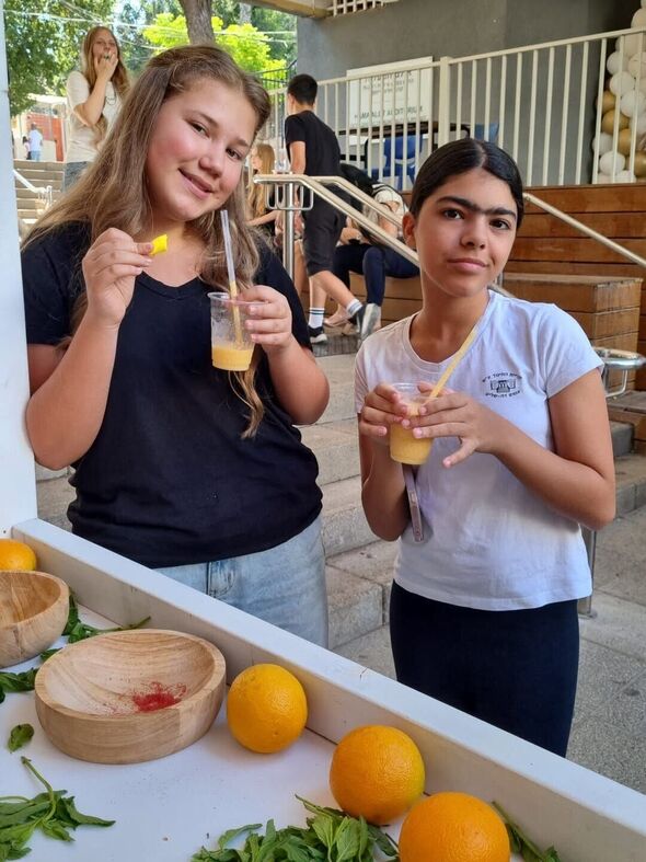 צילום מתוך דף הפייסבוק קריית חינוך דה שליט