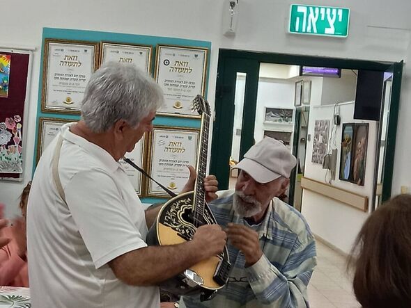 צילום מתוך דף הפייסבוק מרכז יום לאזרח הוותיק מעז קרית עקרון