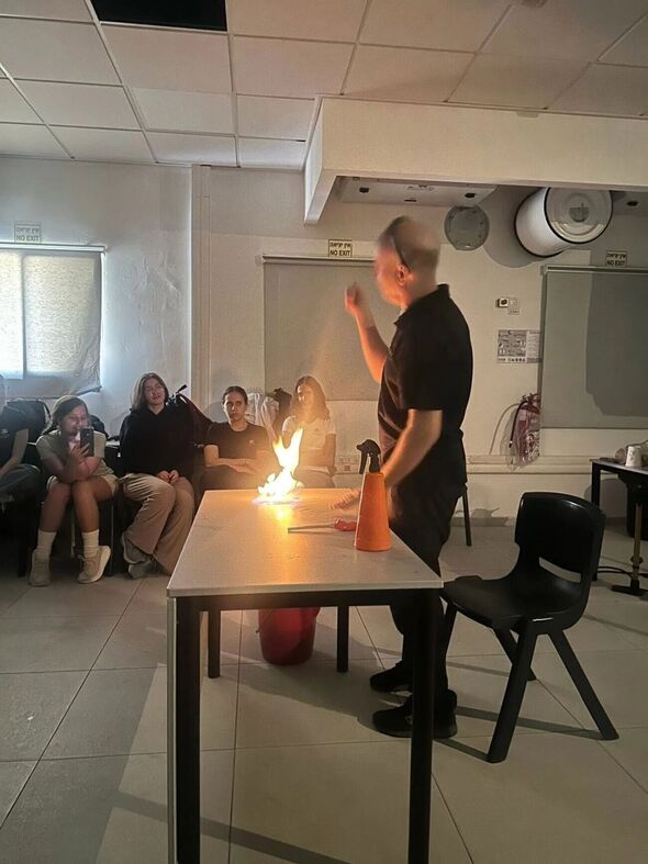 צילום מתוך דף הפייסבוק קריית החינוך יצחק נבון
