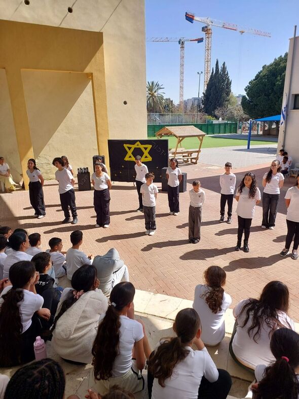 צילום מתוך דף הפייסבוק בית ספר מונטסורי פרדס צפוני