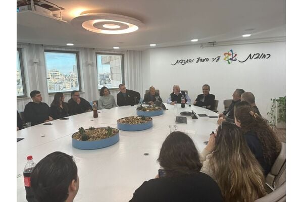 צילום מתוך דף הפייסבוק בימת הנוער רחובות הרשמי