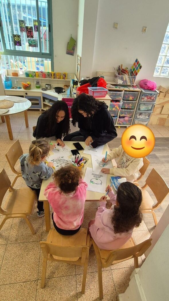 מקיף י- קריית החינוך השש שנתית ע"ש איינשטיין