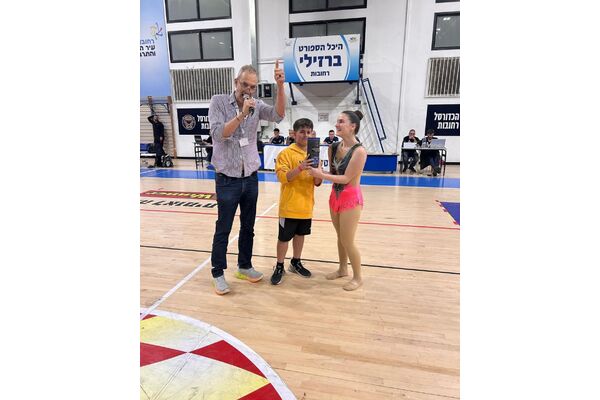 צילום מתוך דף הפייסבוק מועדון כדורסל מכבי רחובות