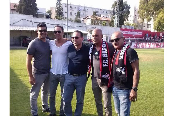ארביב משמאל עם אלדד פרי ואייל גולן במרמורק