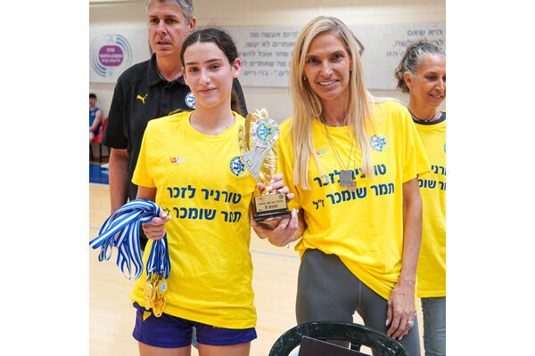 צילום מתוך דף הפייסבוק מועדון הכדורסל אליצור חולון