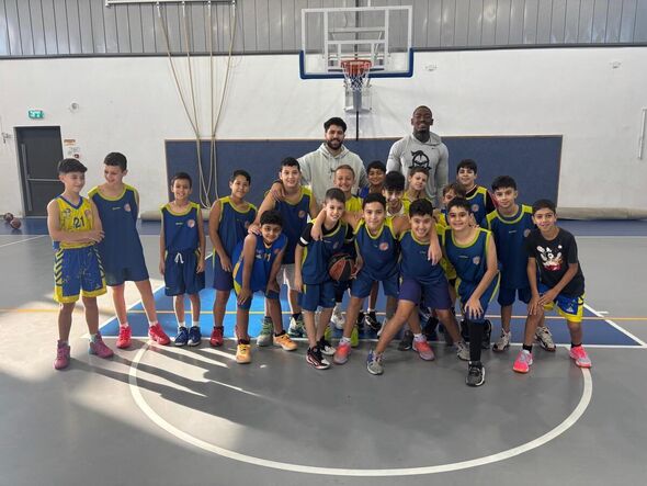 צילום מתוך דף הפייסבוק אליצור יבנה כדורסל הדף הרשמי