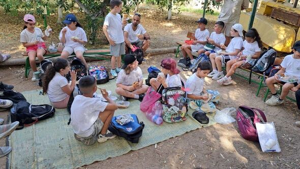 צילום מתוך דף הפייסבוק בית הספר "מעיין" יבנה