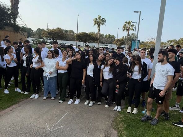 צילום מתוך דף הפייסבוק תיכון שז"ר בת-ים