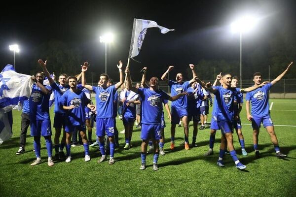 צילום מתוך דף הפייסבוק מועדון הכדורגל הפועל פתח-תקוה