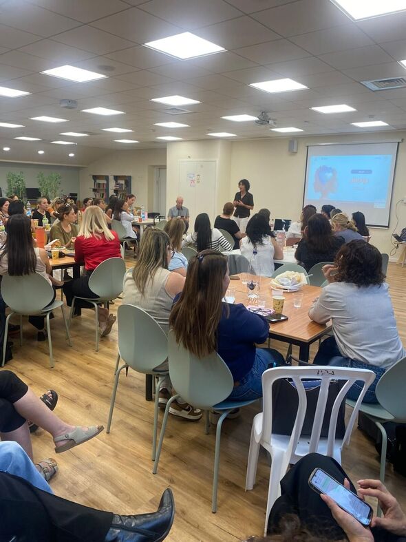 דוברות עיריית יבנה