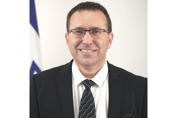 דף הפייסבוק של חגי לוין