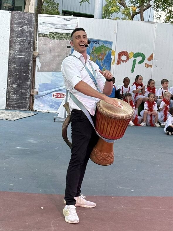 צילום מתוך דף הפייסבוק בית חינוך גורדון לאומנויות - צועדים בשביל ההצלחה