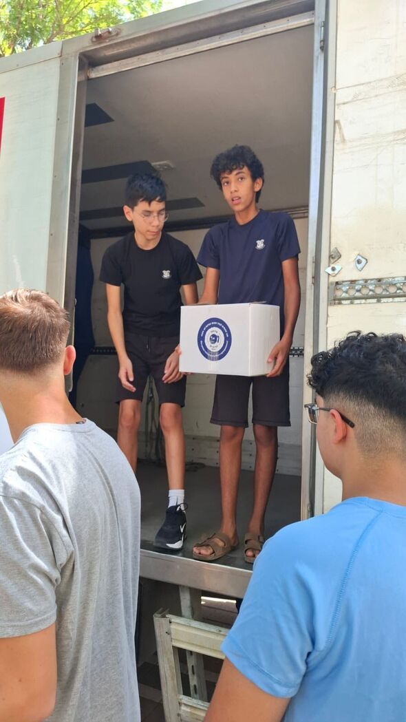 הפייסבוק קריית החינוך ברנקו וייס ע״ש יצחק רבין